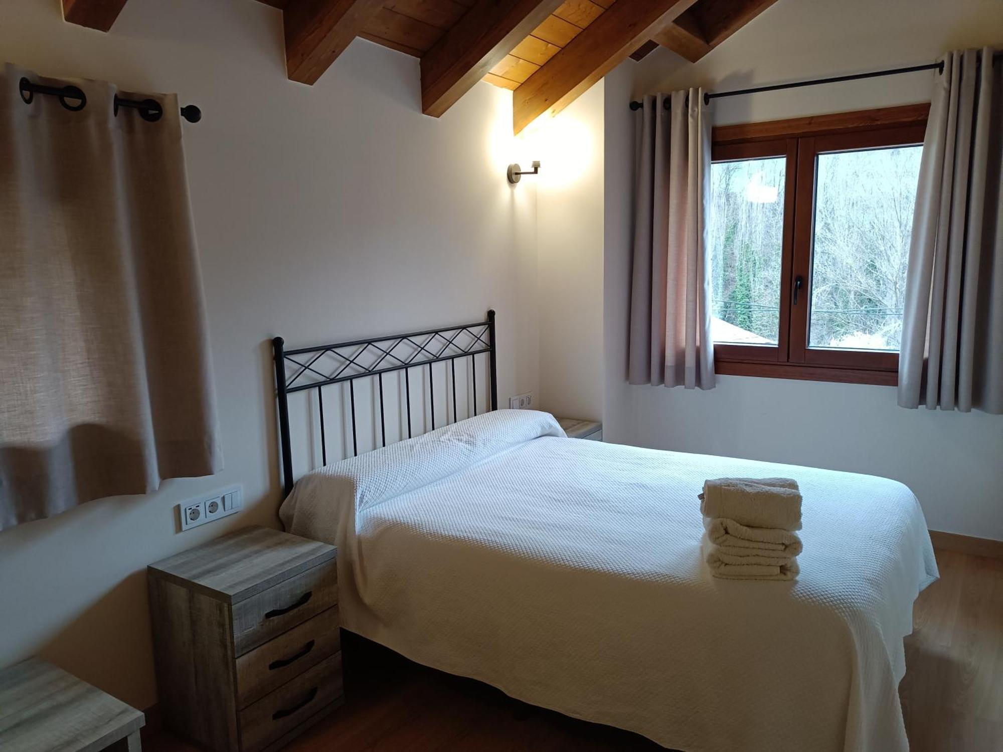 Apartament Rural Berros La Guingueta D'Aneu Zewnętrze zdjęcie