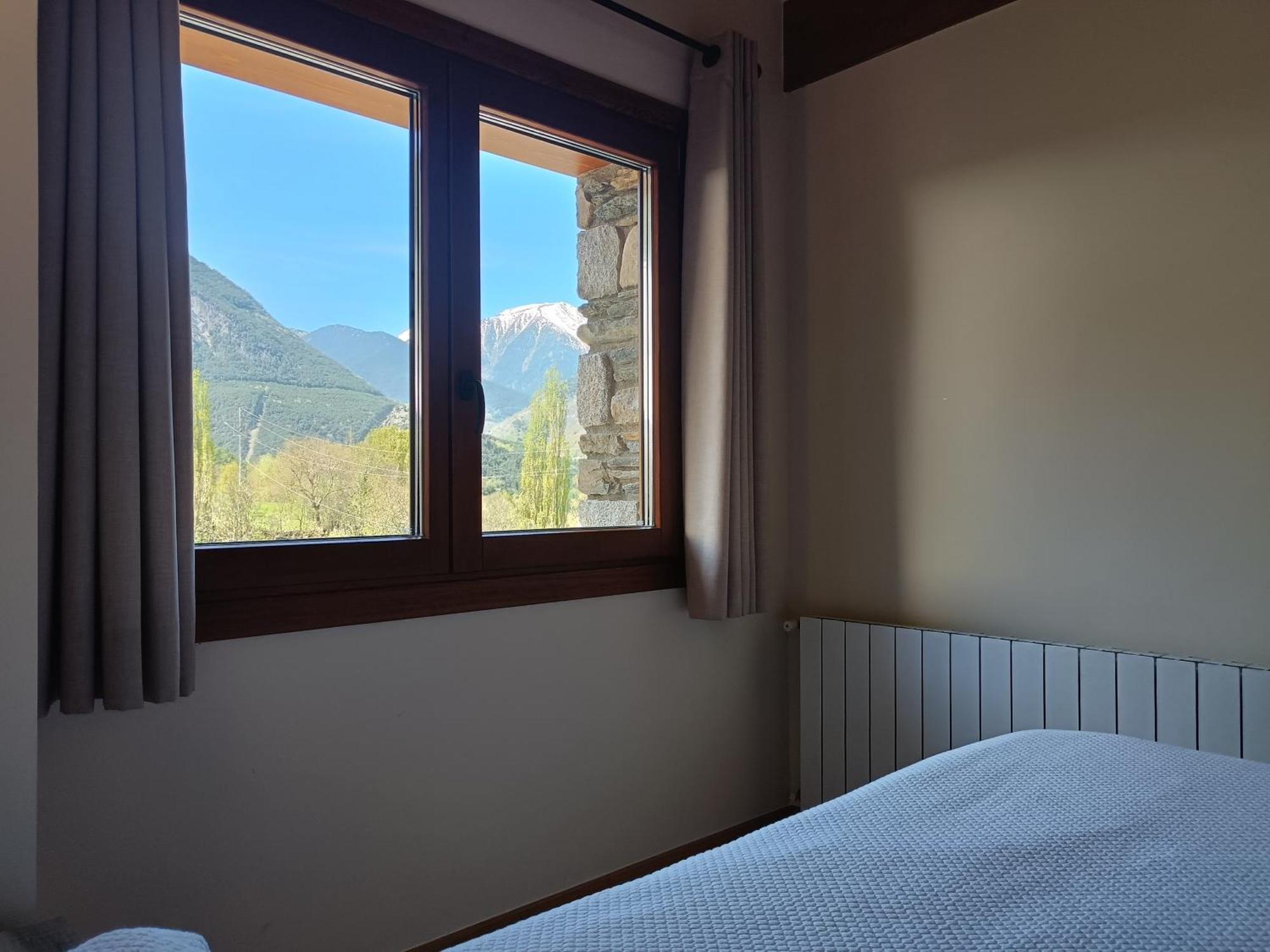 Apartament Rural Berros La Guingueta D'Aneu Zewnętrze zdjęcie