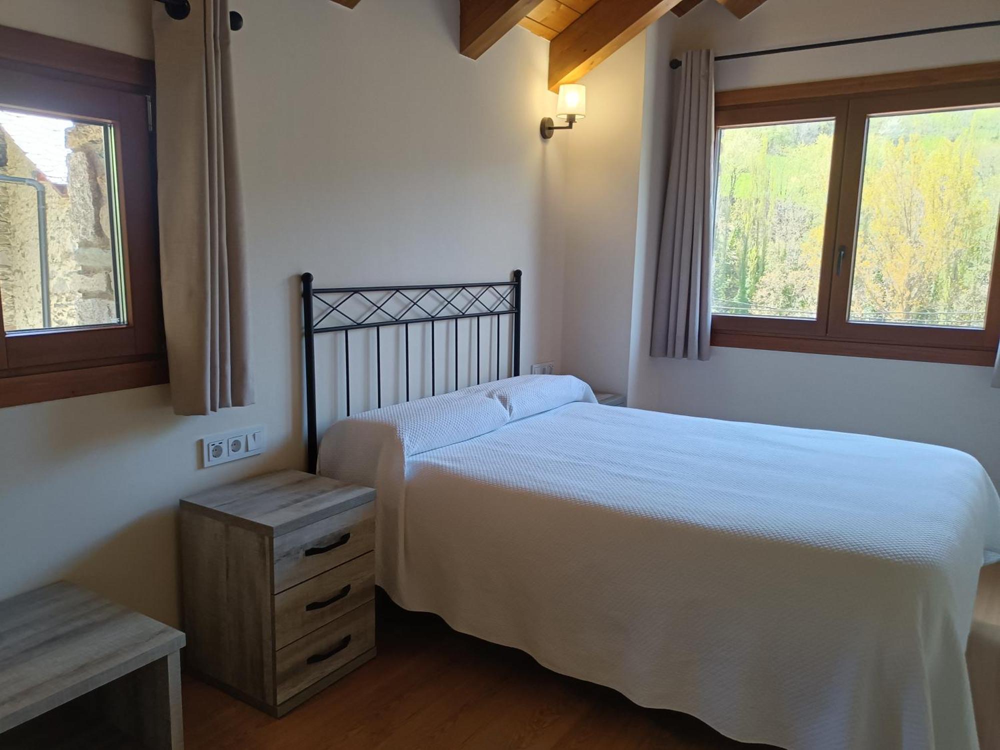 Apartament Rural Berros La Guingueta D'Aneu Zewnętrze zdjęcie